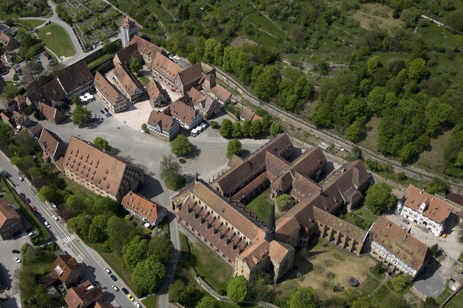 Luftbild der Klosteranlage Maulbronn
