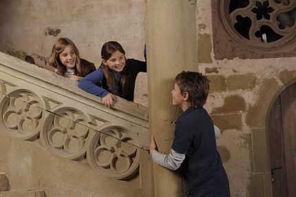 Kloster Maulbronn, Kinder auf Treppe
