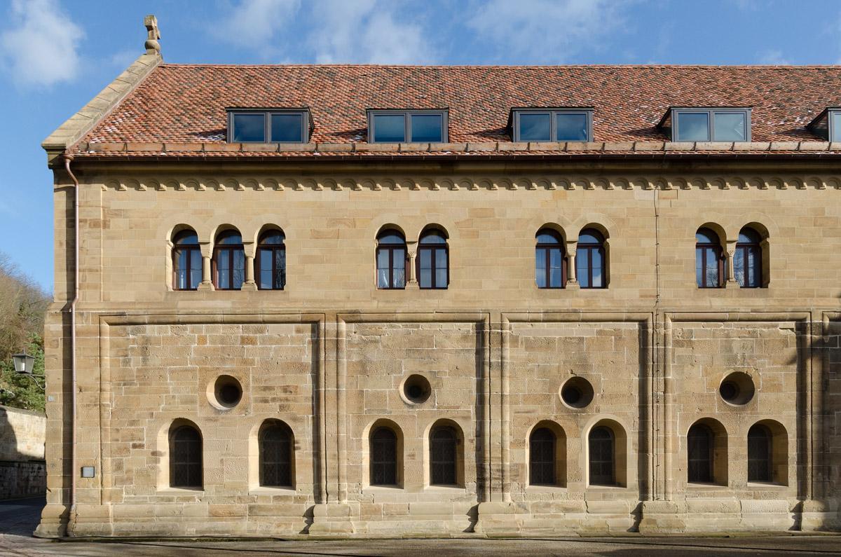 Außenansicht des Laienrefektoriums von Kloster Maulbronn