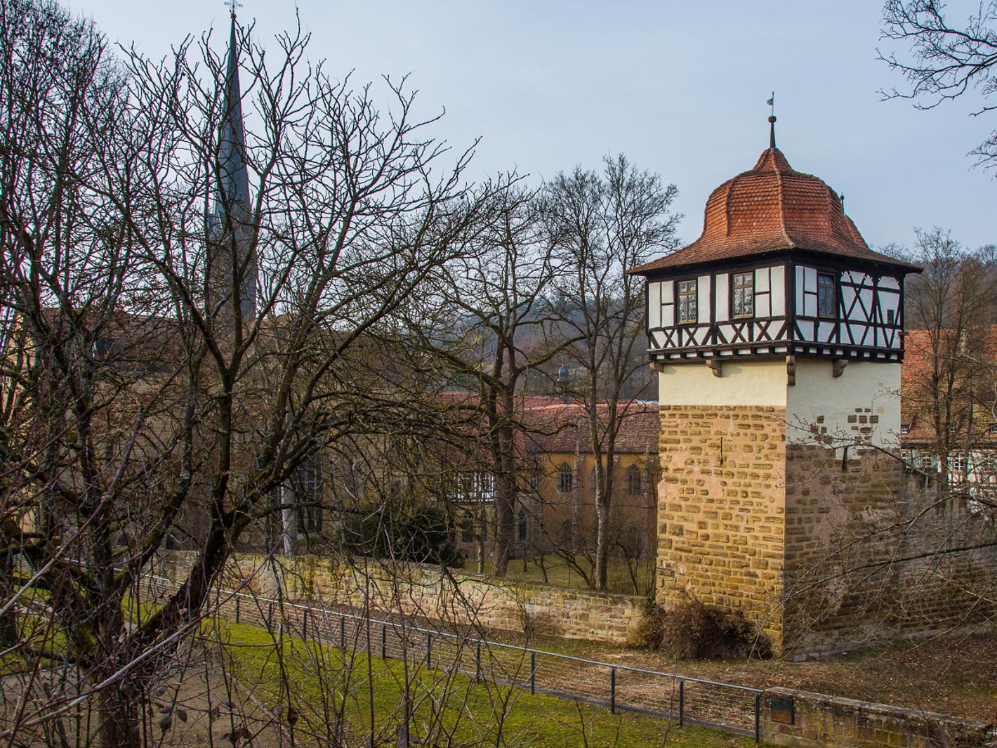 Kloster Maulbronn, Faustturm und Ummauerung mit östlichem Graben 