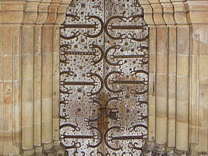 Kloster Maulbronn, Detail des romanischen Kirchenportals