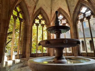 Kloster Maulbronn, Dreischaliger Brunnen 