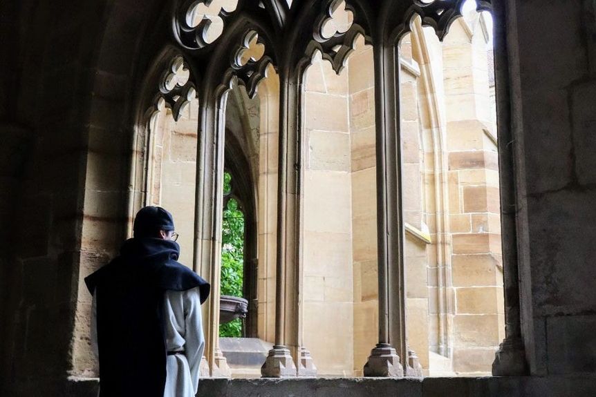 UNESCO-Welterbe Kloster Maulbronn, sonstiges, Chormönch im Kreuzgang