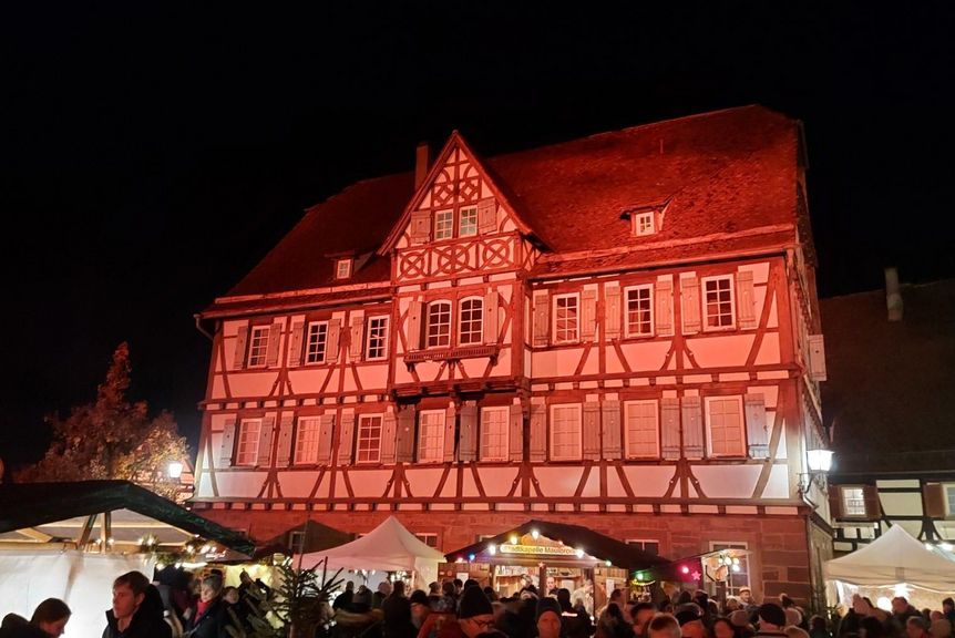 Foto: Staatliche Schlösser und Gärten Baden-Württemberg, Alexandra Müller Kloster Maulbronn, Weihnachtsmarkt im Klosterhof