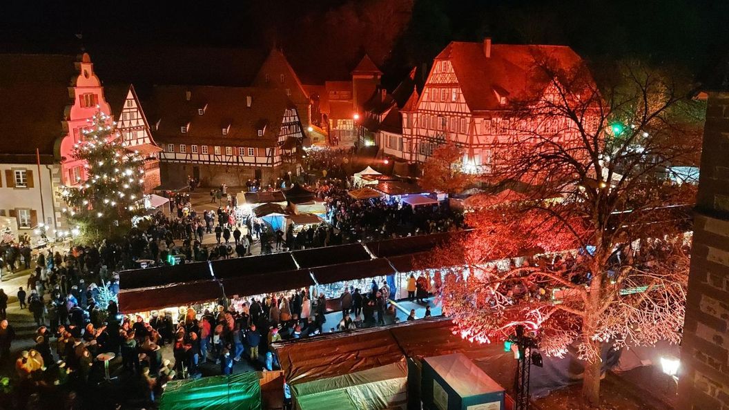 Kloster Maulbronn, Weihnachtsmarkt im Klosterhof