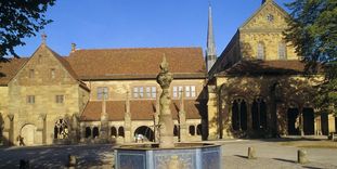 Maulbronn Monastery, monastery courtyard